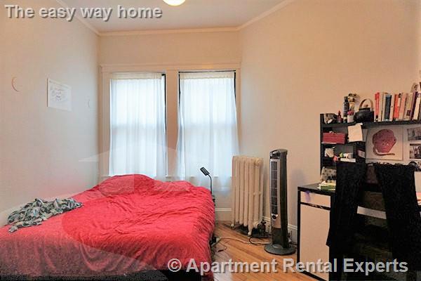 19 Pleasant St, Central Square