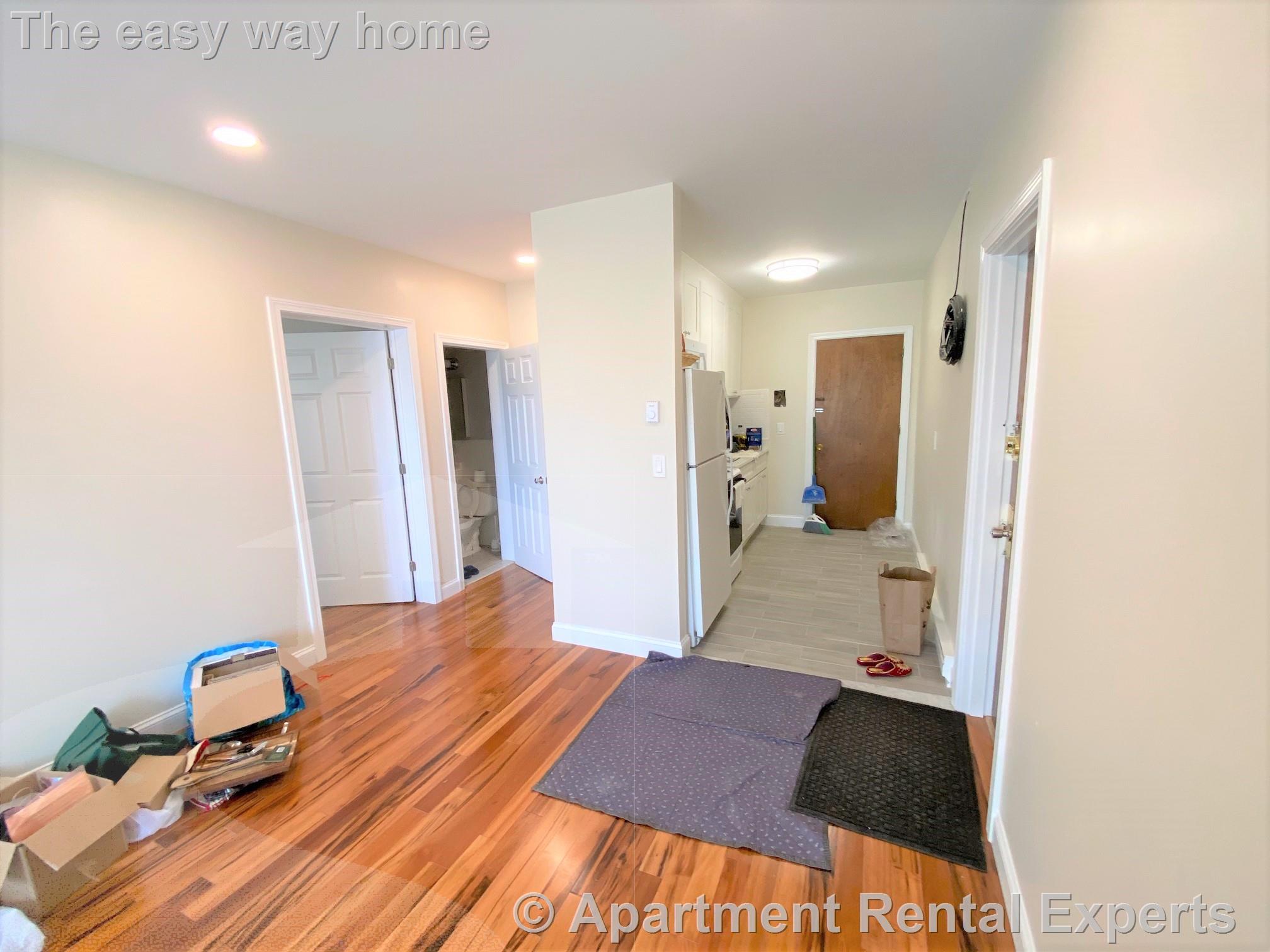 1121 Broadway, Teele Square