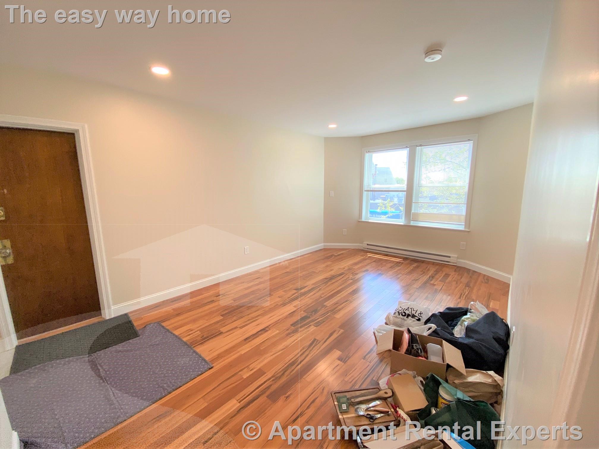 1121 Broadway, Teele Square