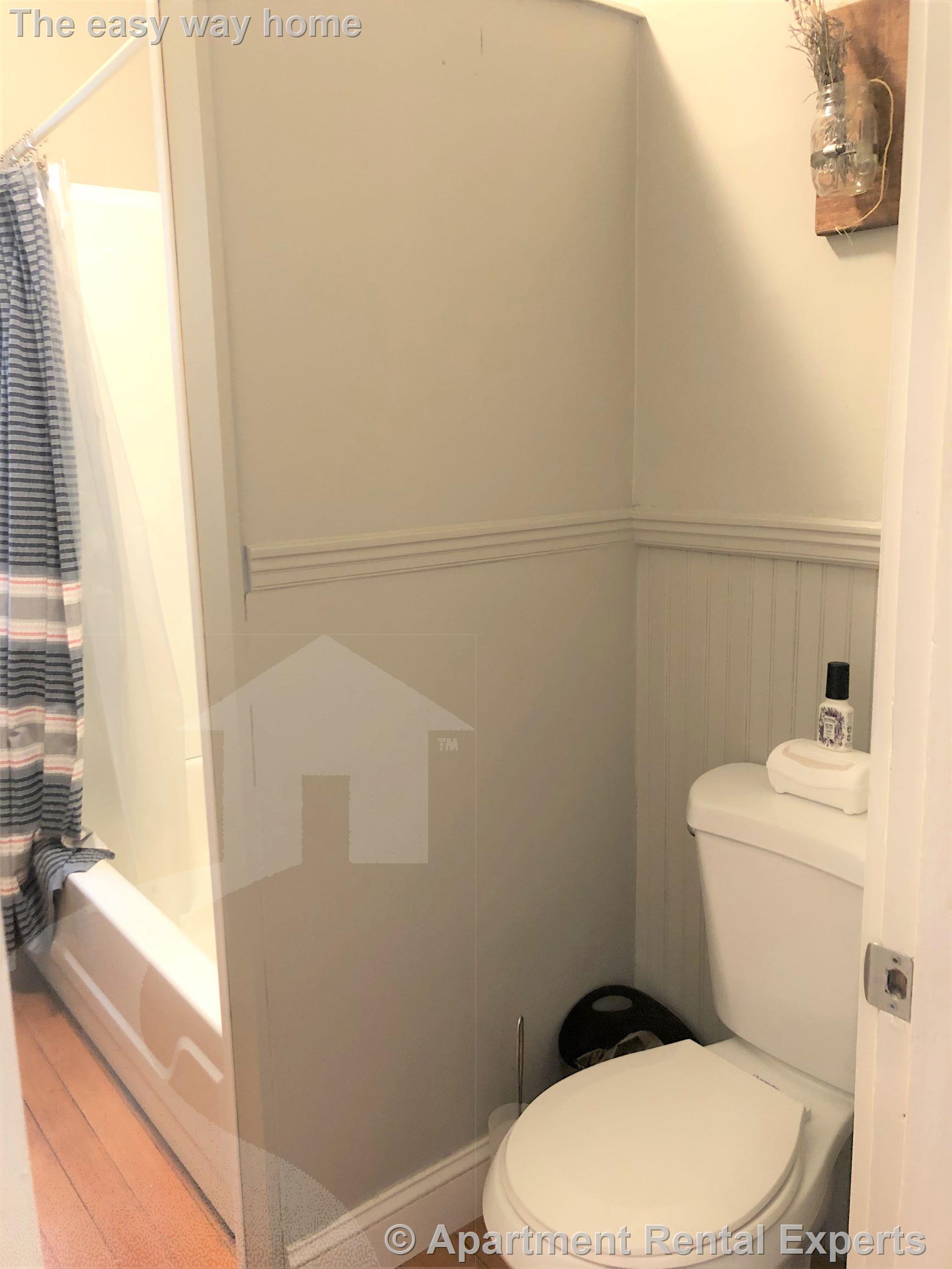 18 Clary, Inman Square