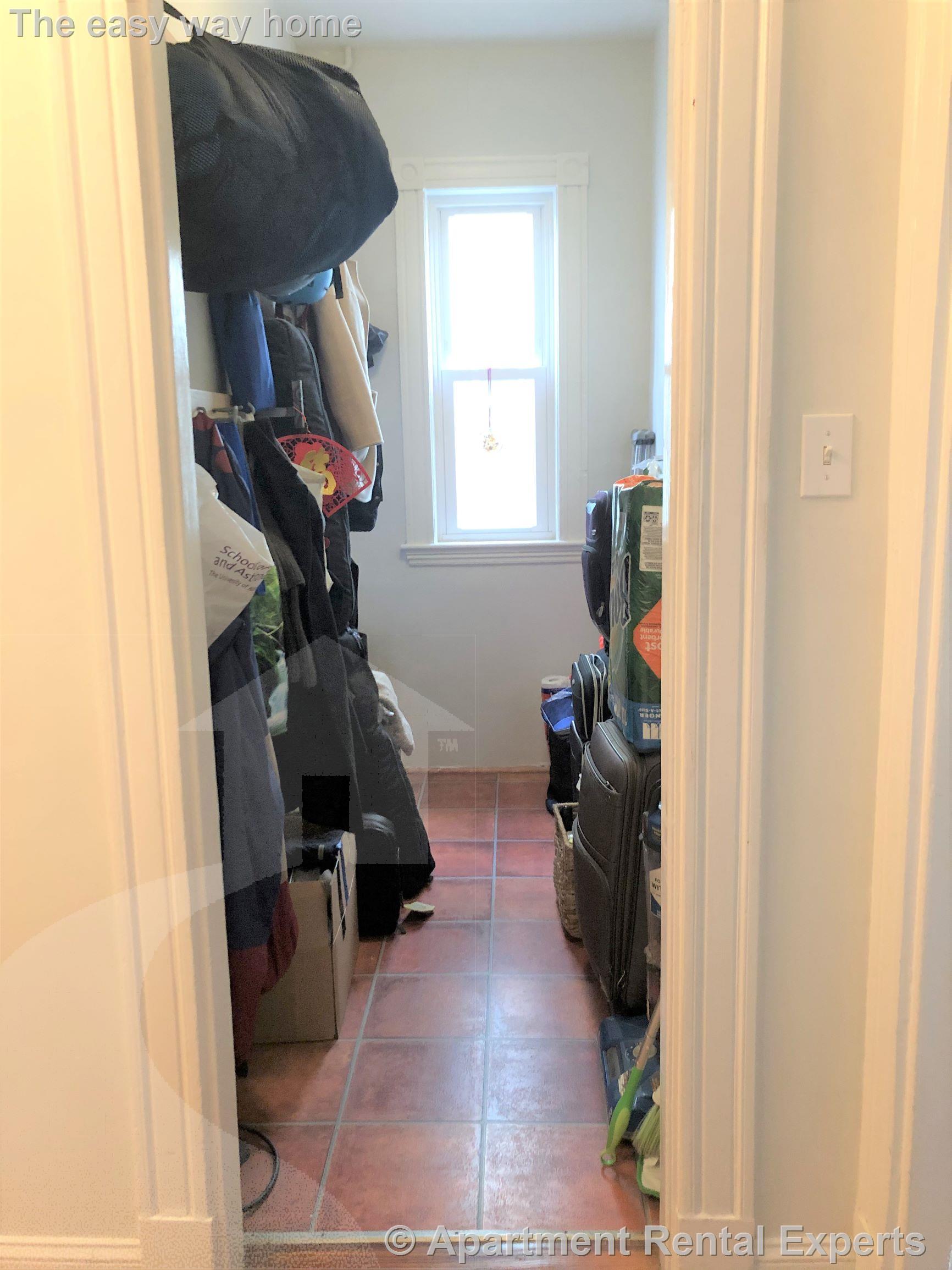 18 Clary, Inman Square