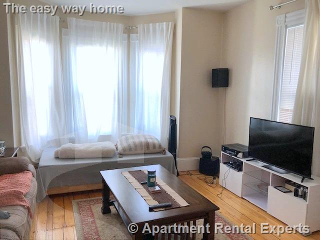 44 Elm St, Porter Square