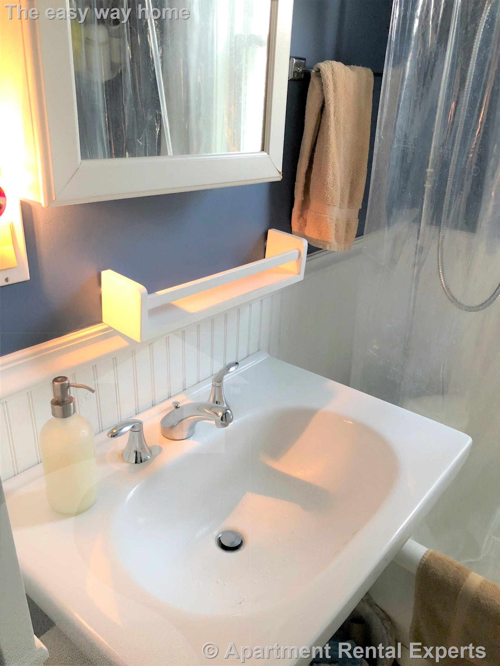 11-15 Orrin St, Huron Village