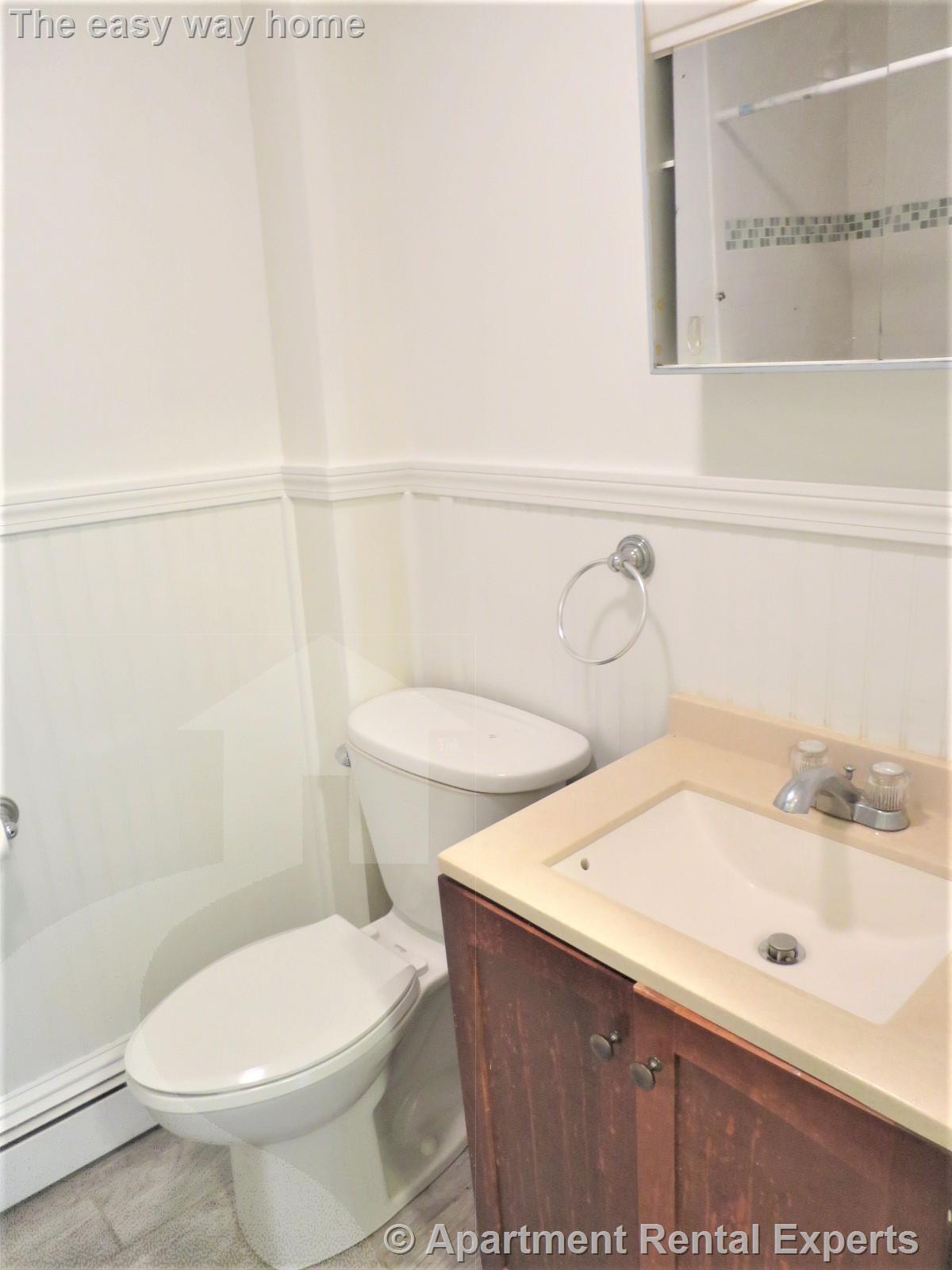 37 Davis Sq, Davis Square