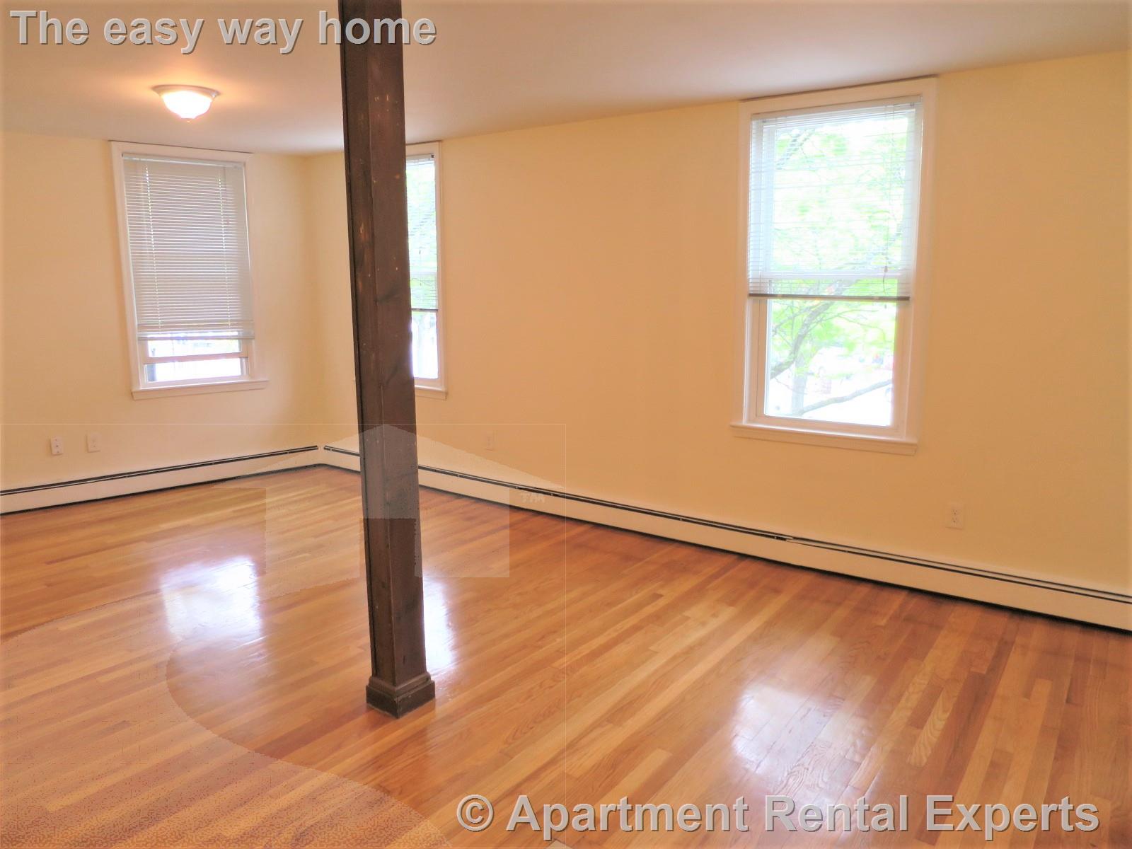 37 Davis Sq, Davis Square