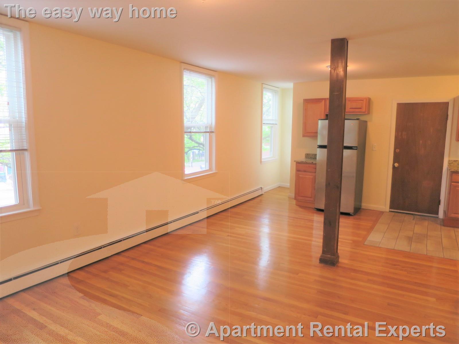 37 Davis Sq, Davis Square