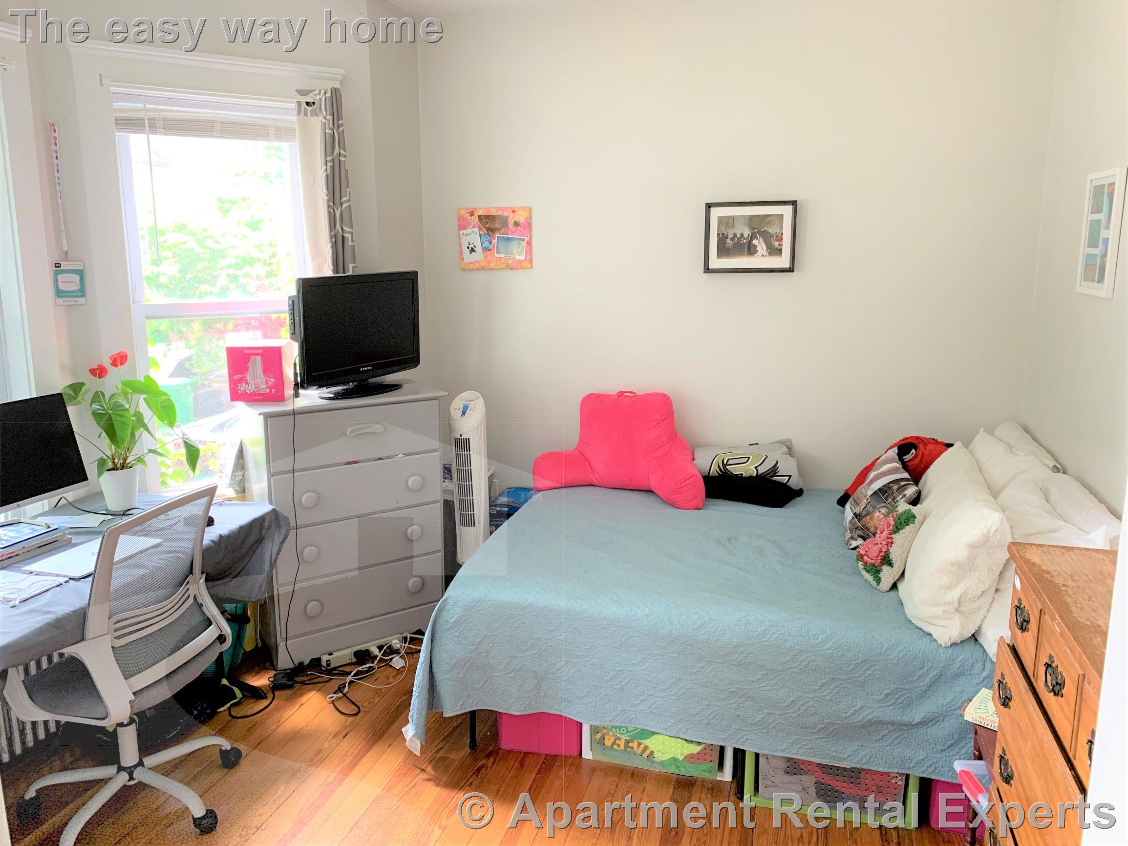 57A Marion St, Tufts