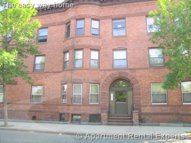 64 Vinal Ave, Spring Hill