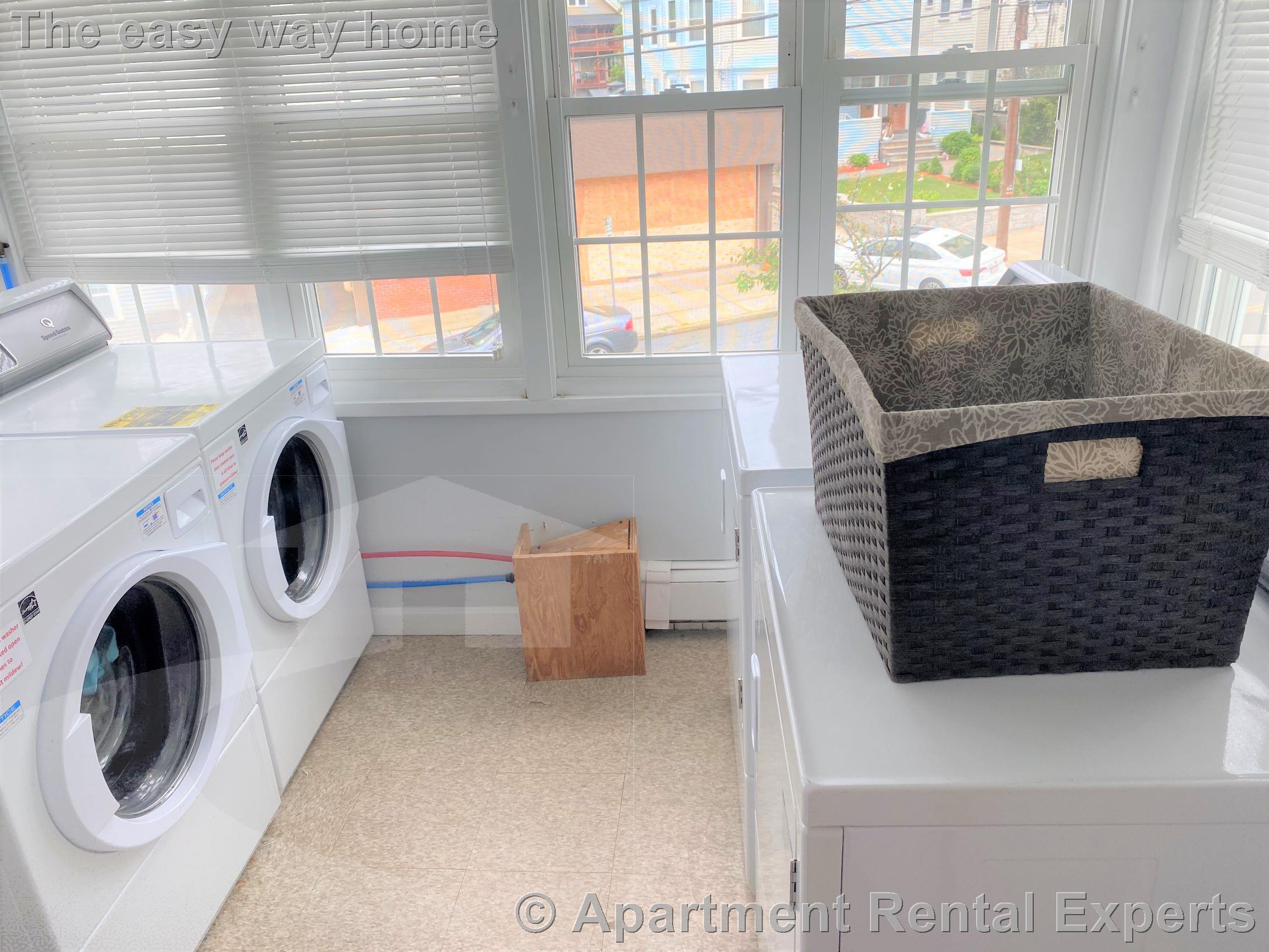 521 Main St, Magoun Square