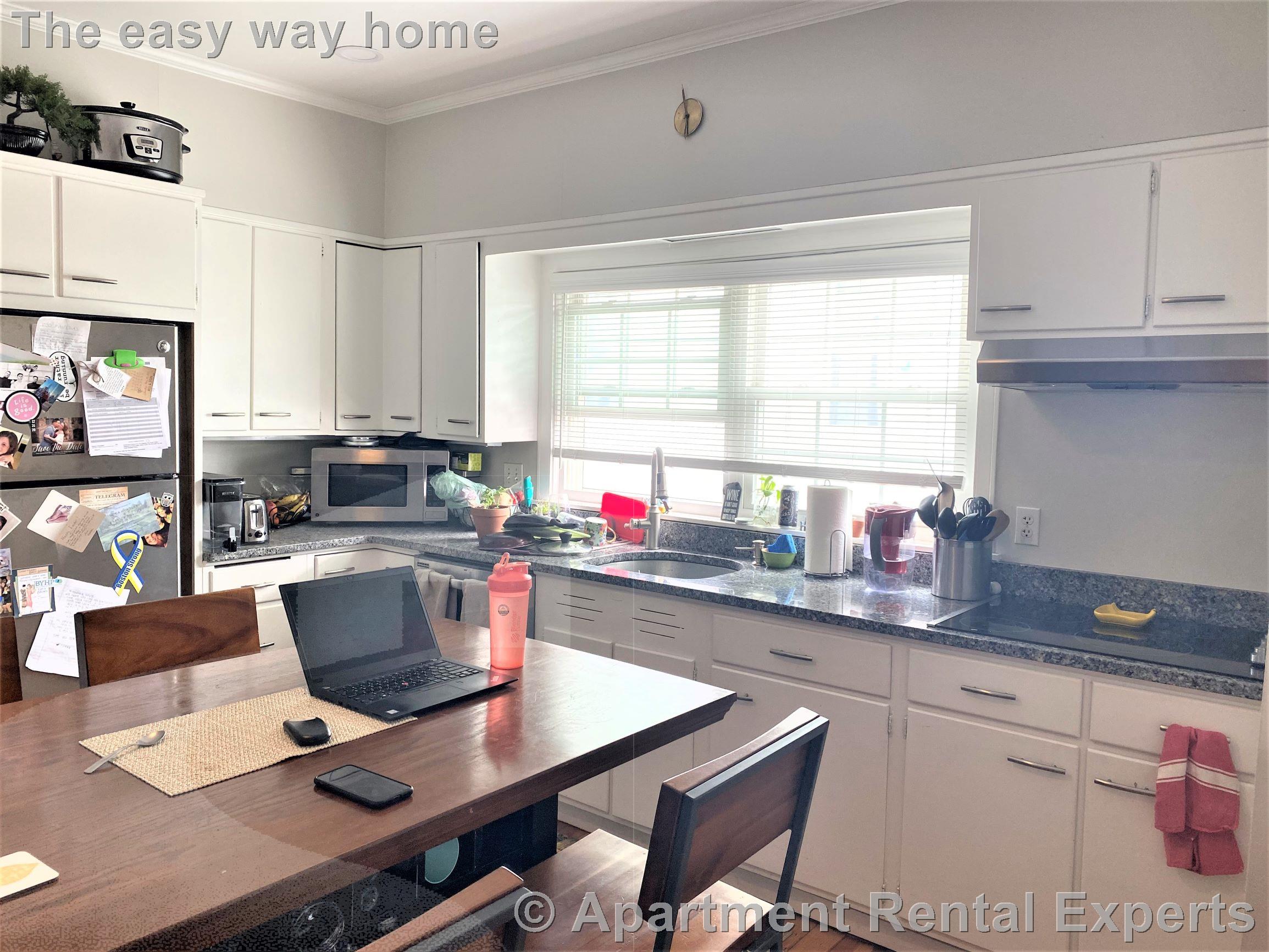 521 Main St, Magoun Square