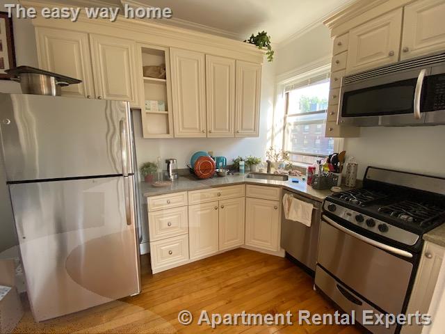 84 Prescott St, Harvard Square