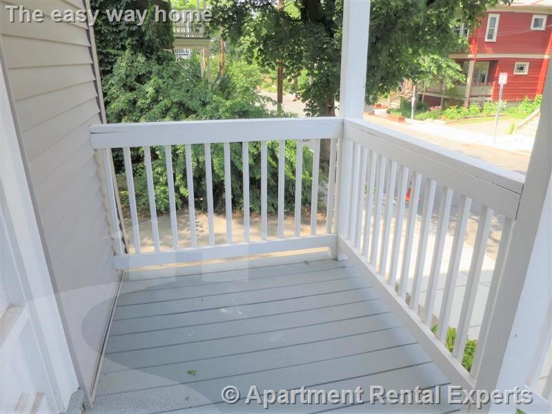 36 Standish St, Huron Village