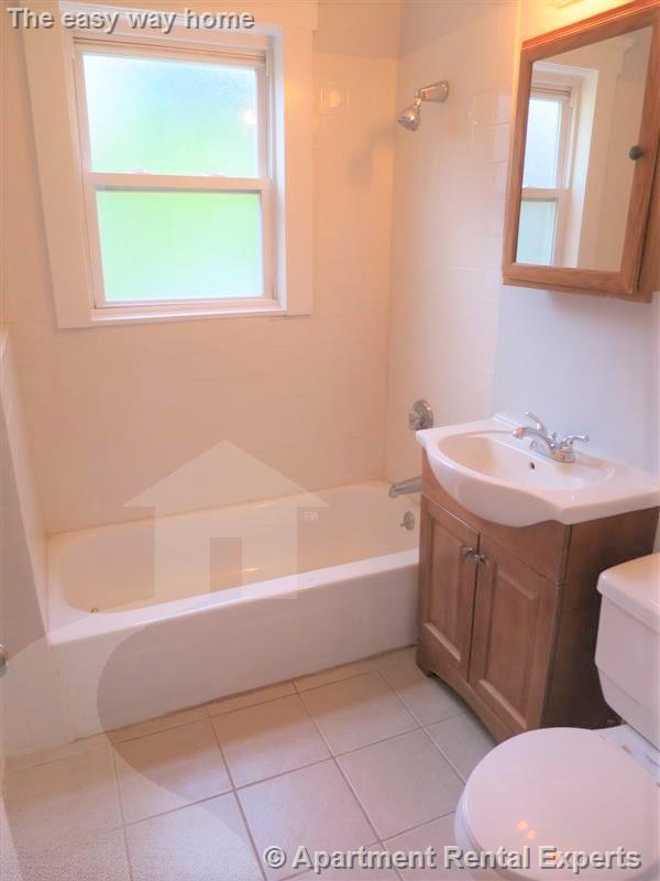 36 Standish St, Huron Village