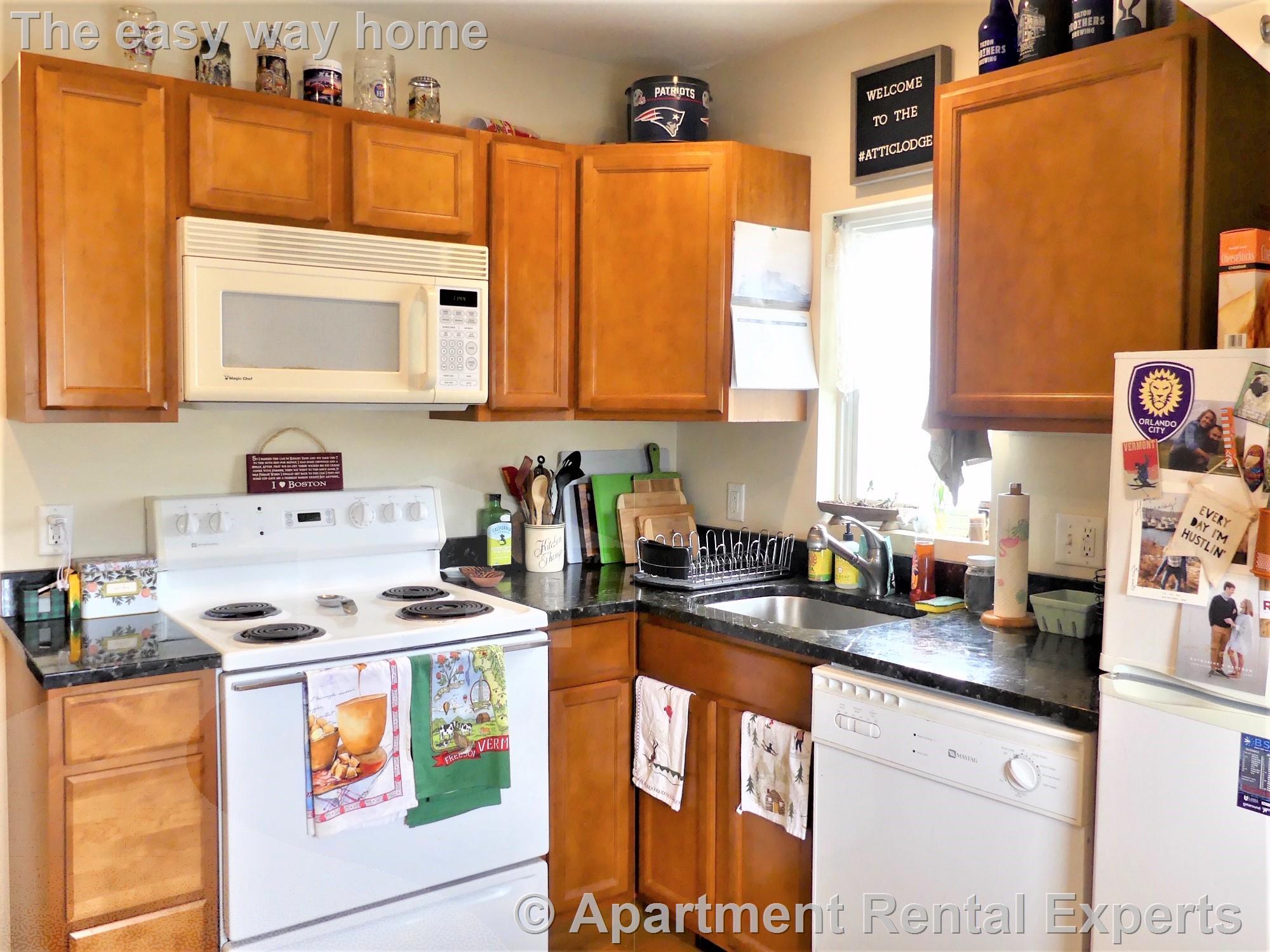 894 Broadway, Powderhouse