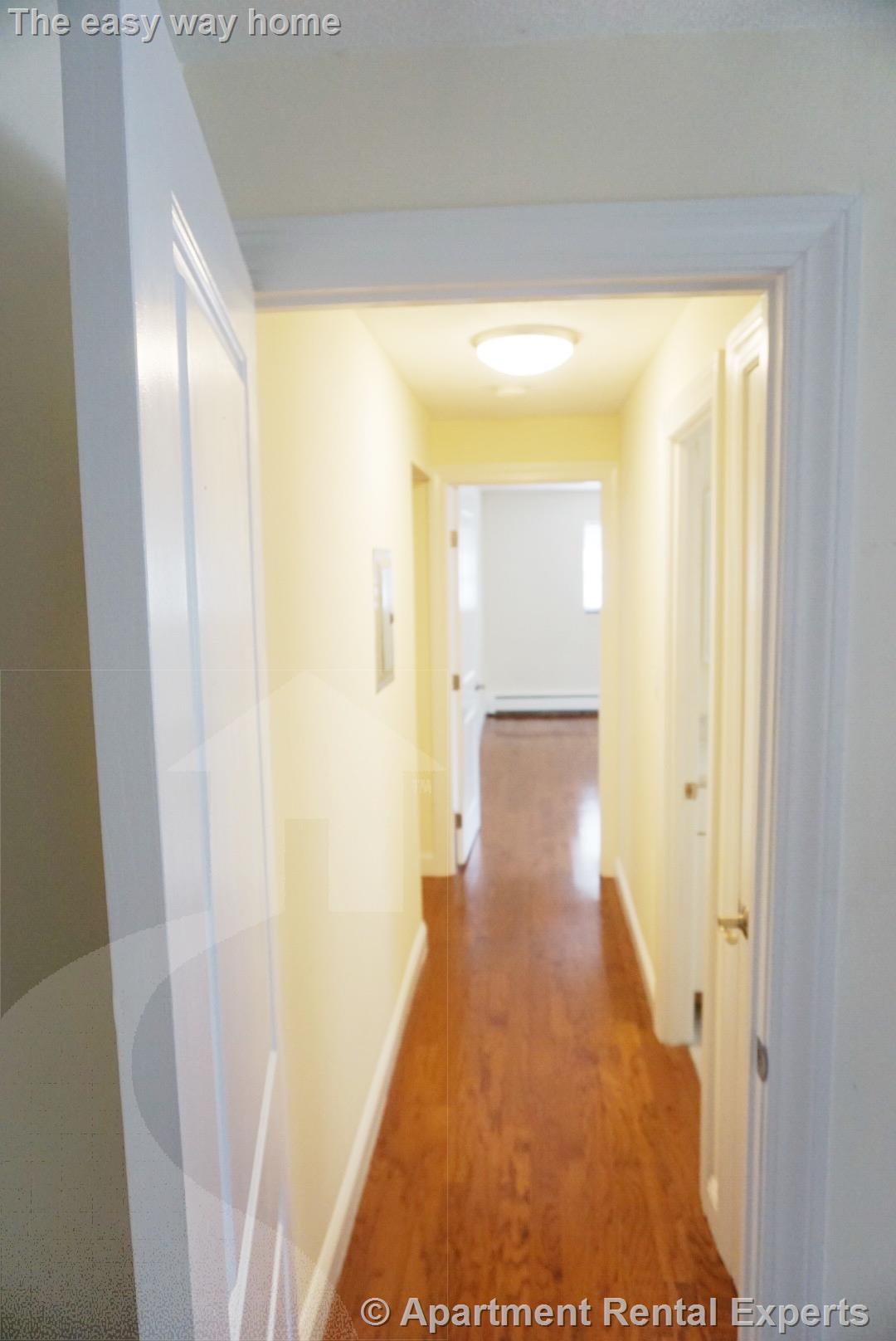 6 Blair Pl, North Cambridge