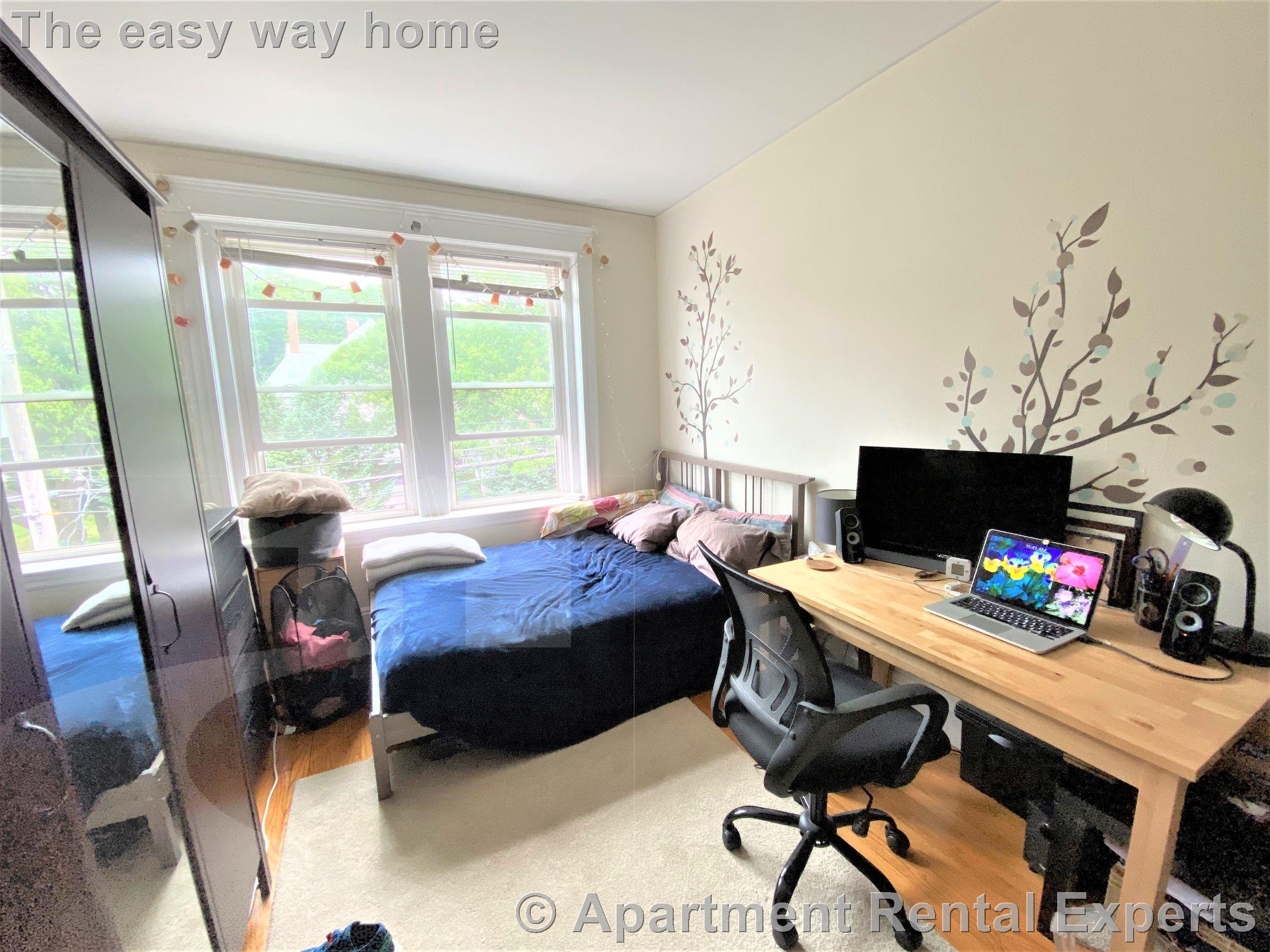 172 Maple St, Malden Center