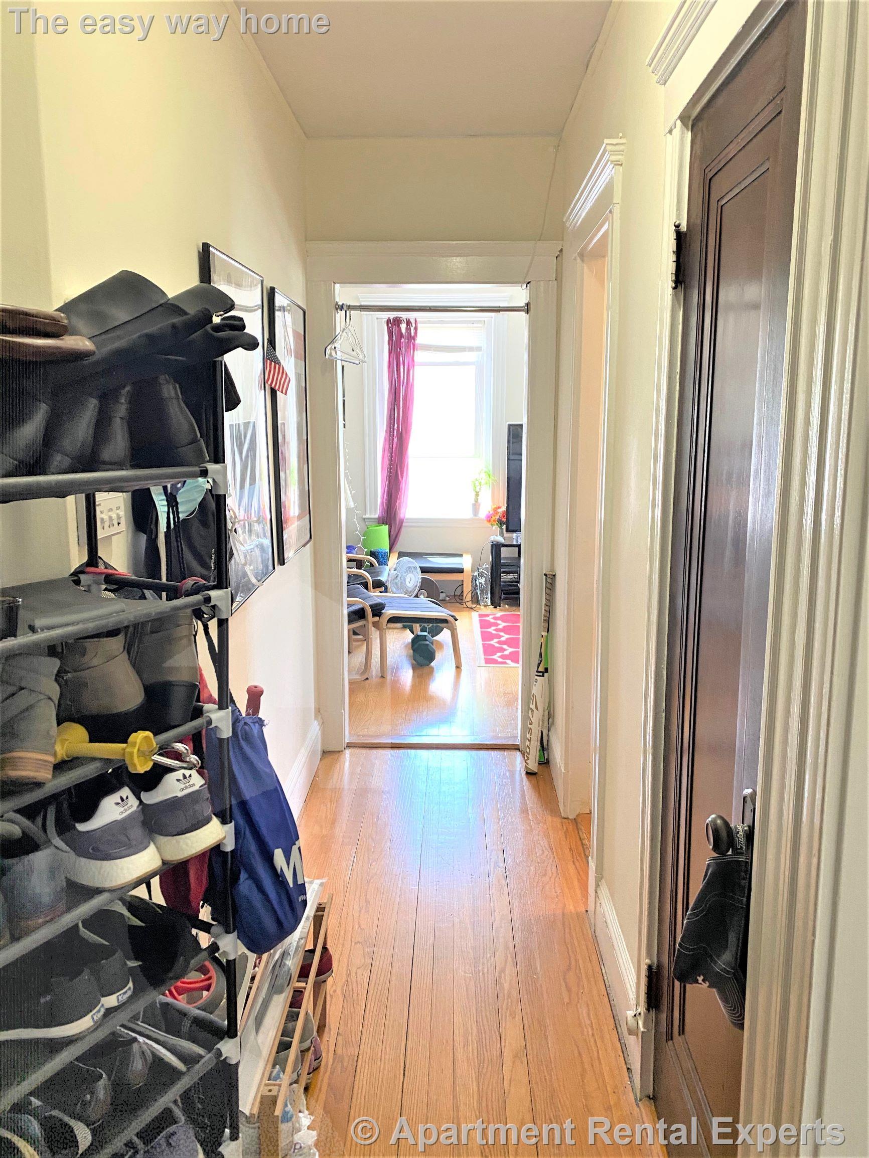 172 Maple St, Malden Center