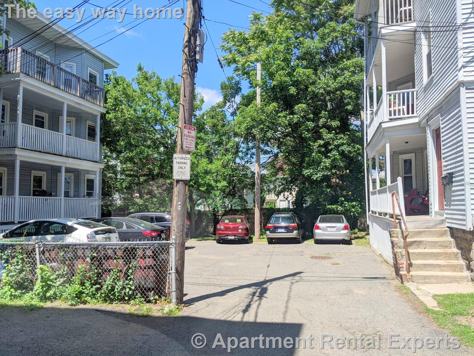 8-10 Lowell Cir, Porter Square