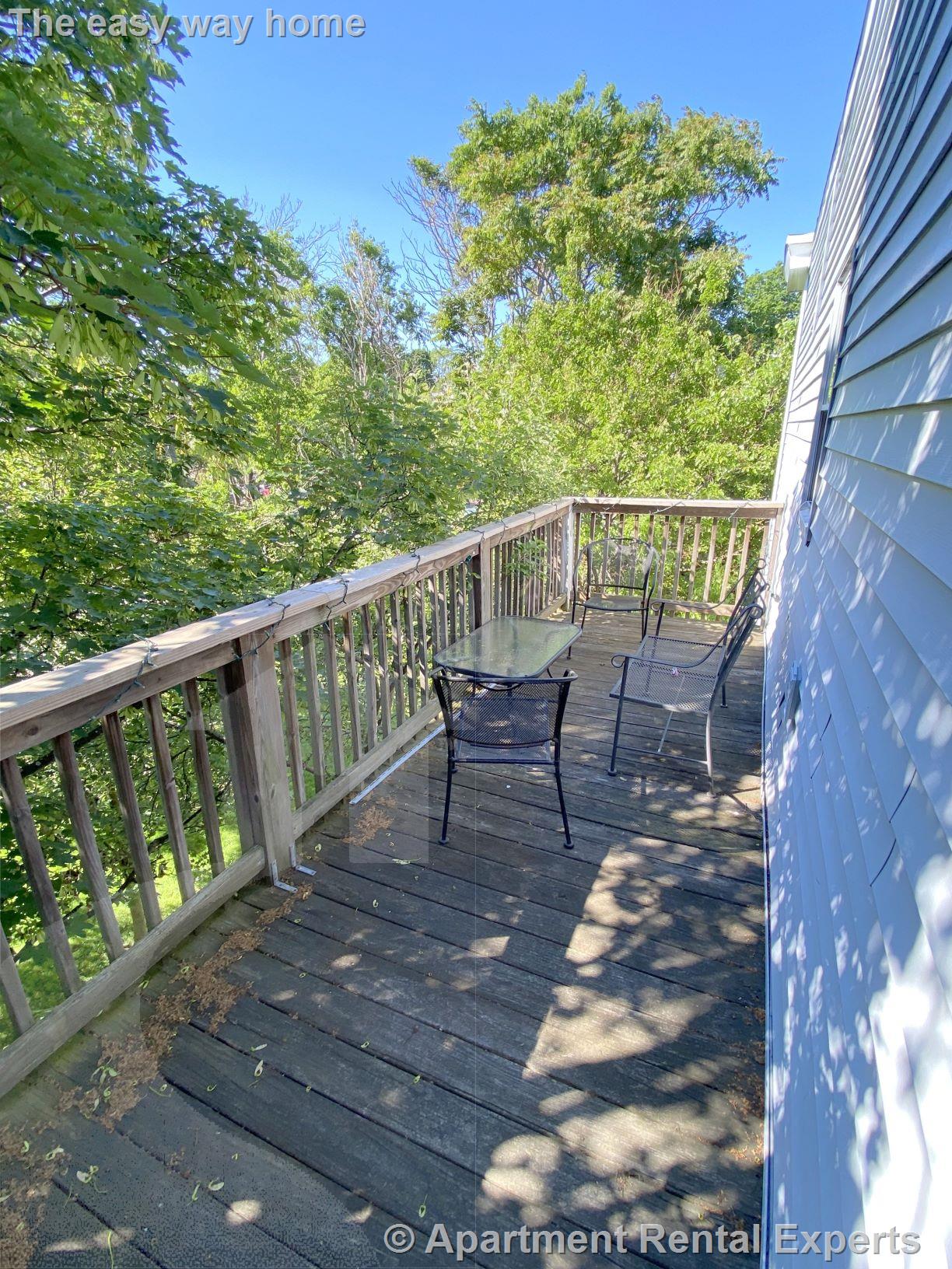 8-10 Lowell Cir, Spring Hill