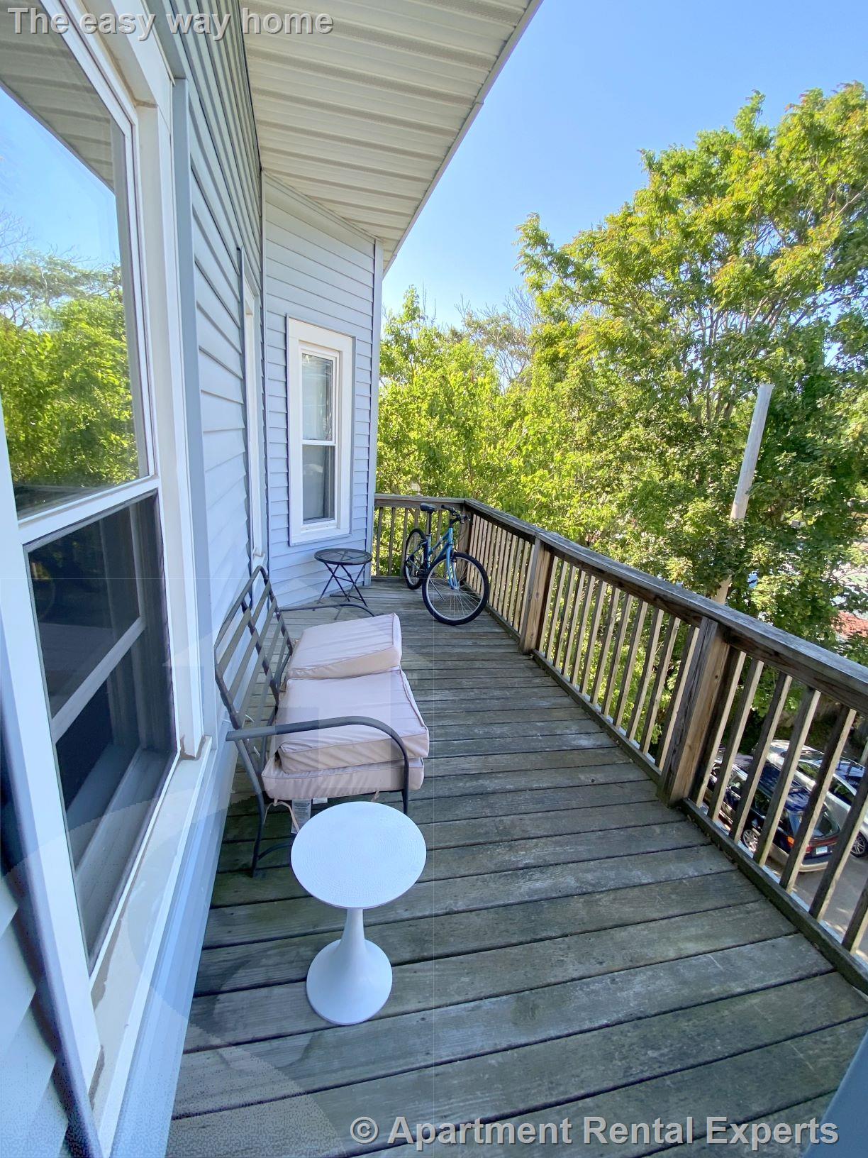 8-10 Lowell Cir, Spring Hill