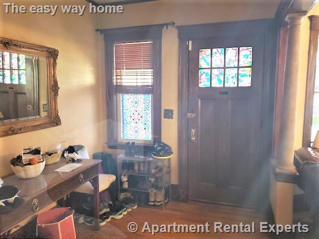 26-28 Bailey St, Tufts