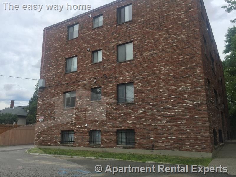 6 Blair Pl, North Cambridge