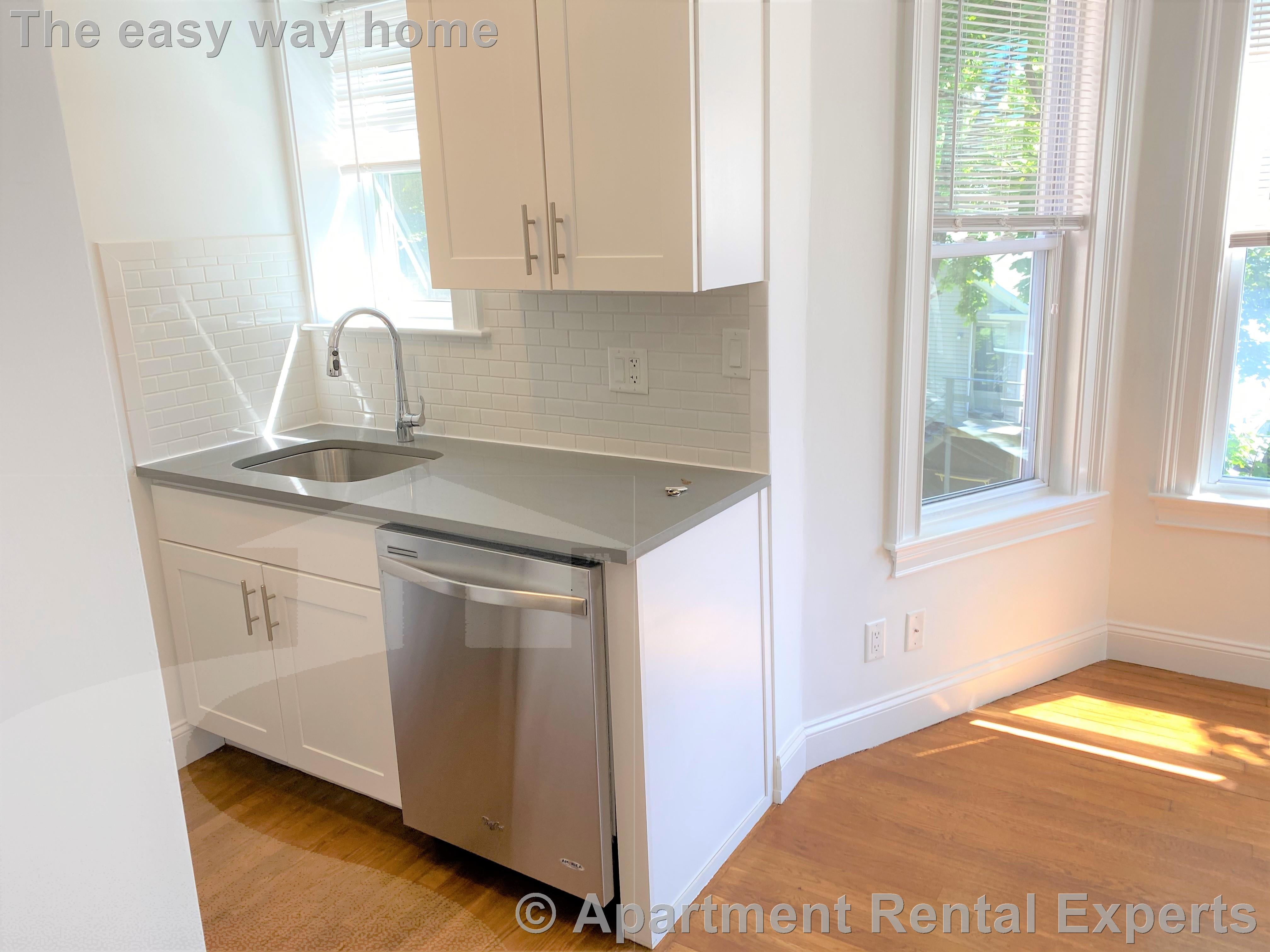 107 Summer St, Malden Center