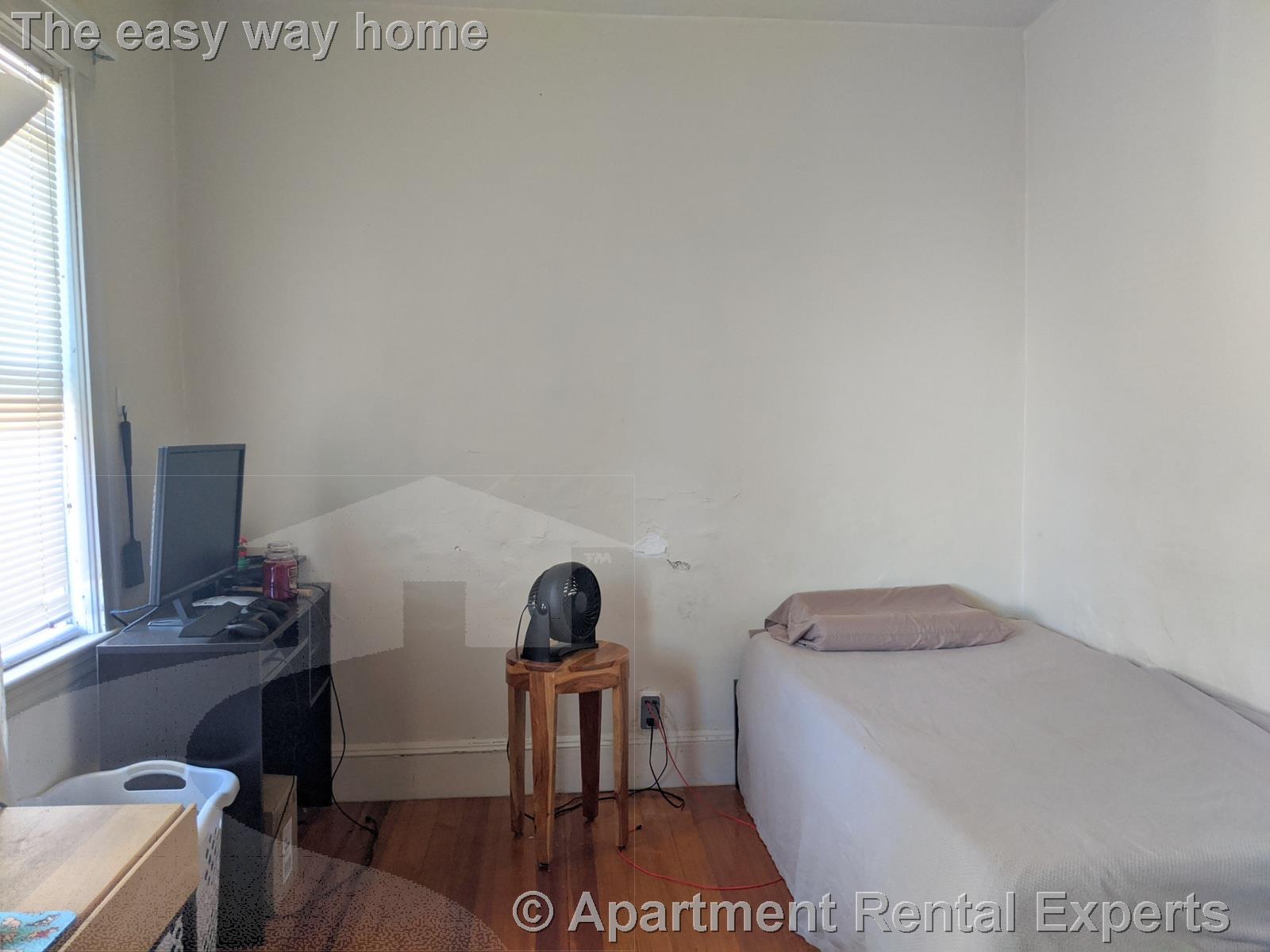 64 Linden Ave, Porter Square