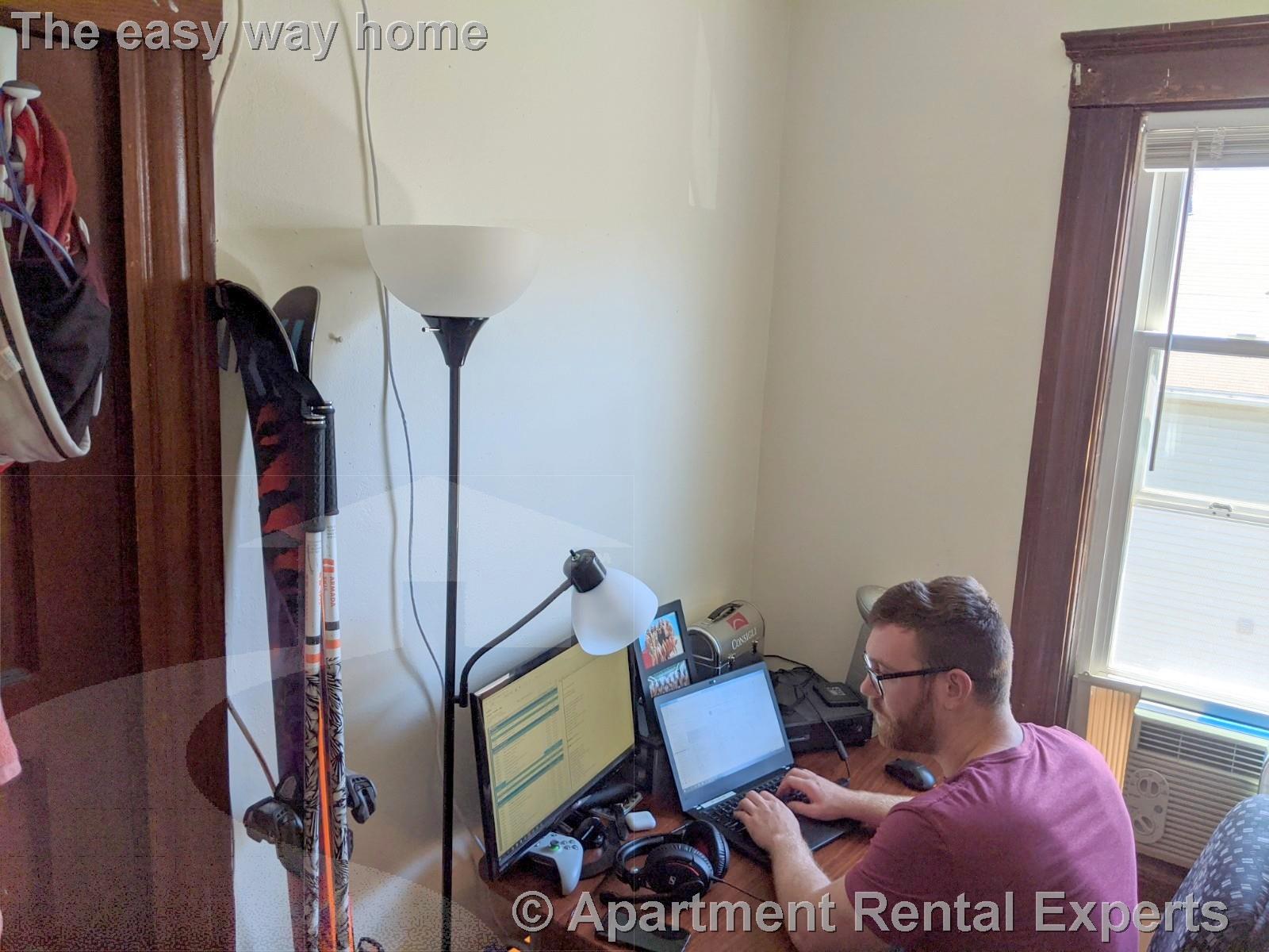 5 Lowell Cir, Porter Square