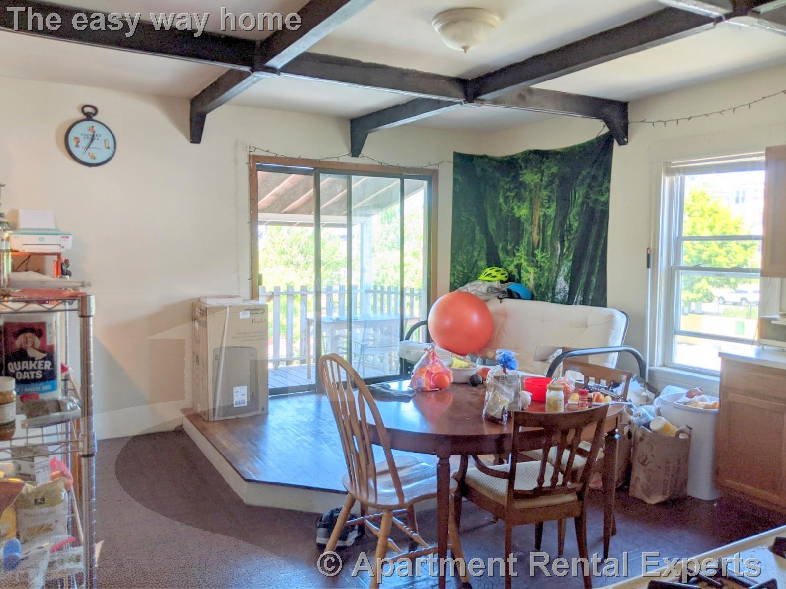 5 Lowell Cir, Porter Square