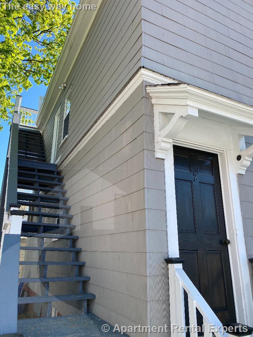 5-7 Blake St, Porter Square