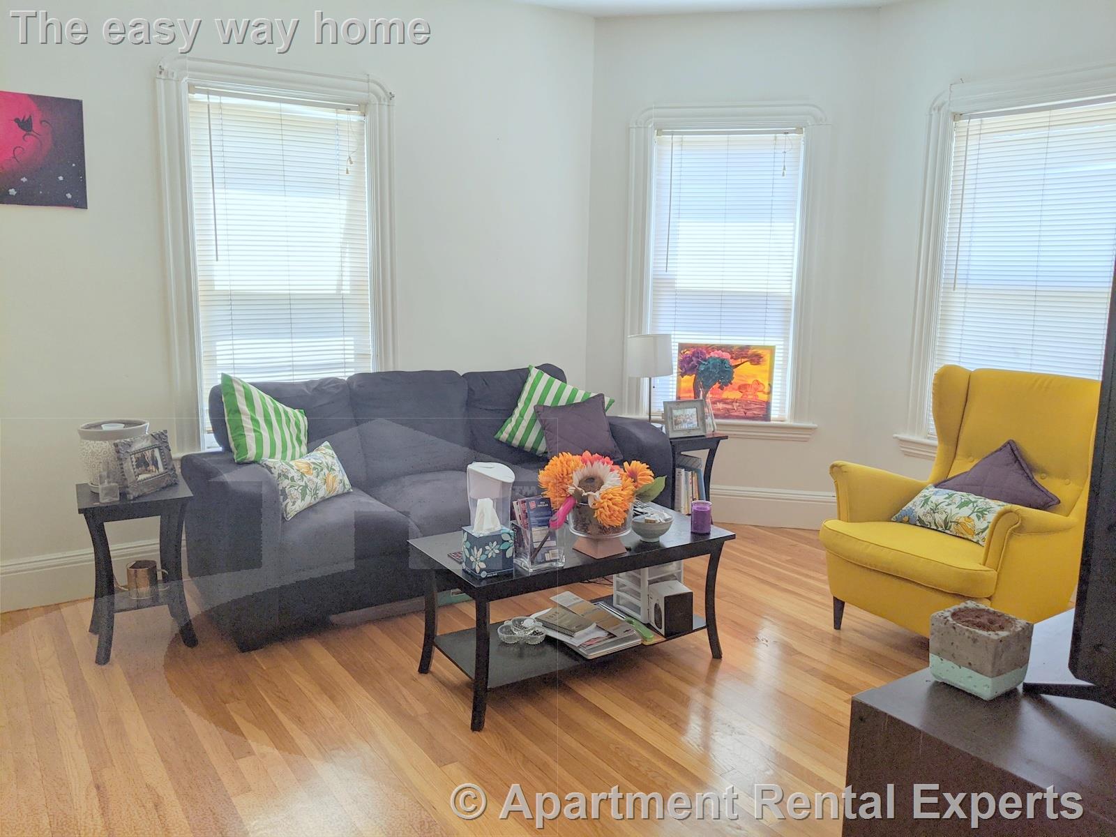 33 Ibbetson St, Porter Square