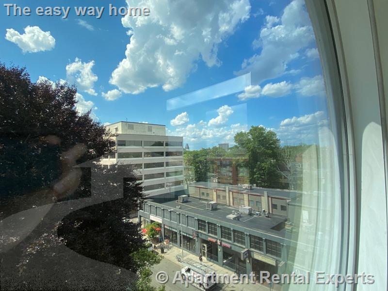 1008 Massachusetts Ave, Harvard Square