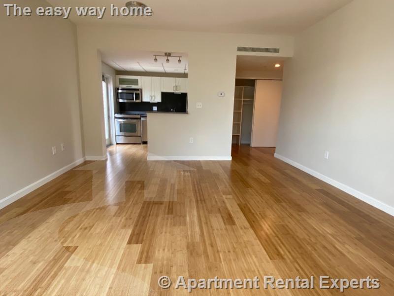 1008 Massachusetts Ave, Harvard Square