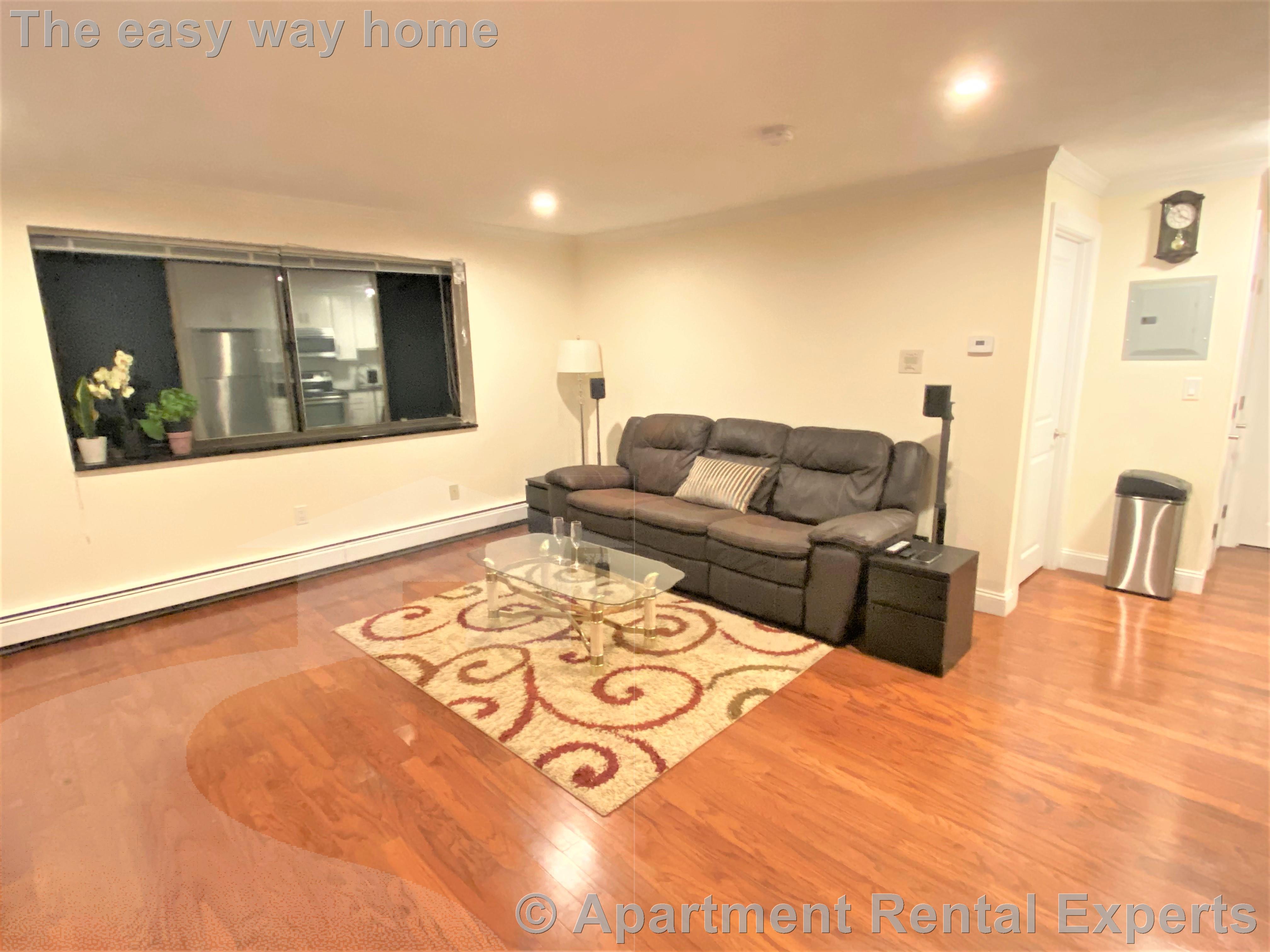 6 Blair Pl, North Cambridge