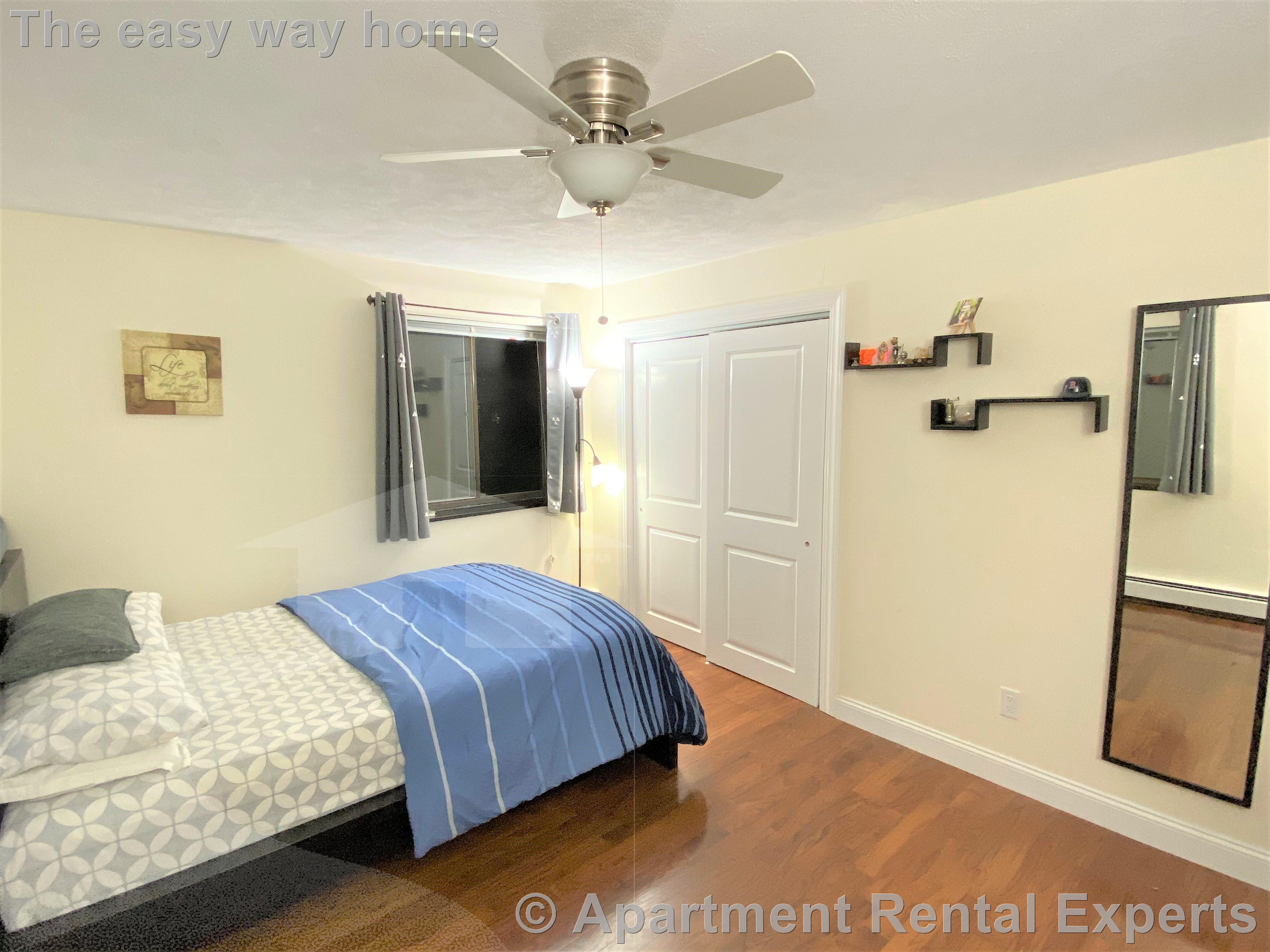 6 Blair Pl, North Cambridge