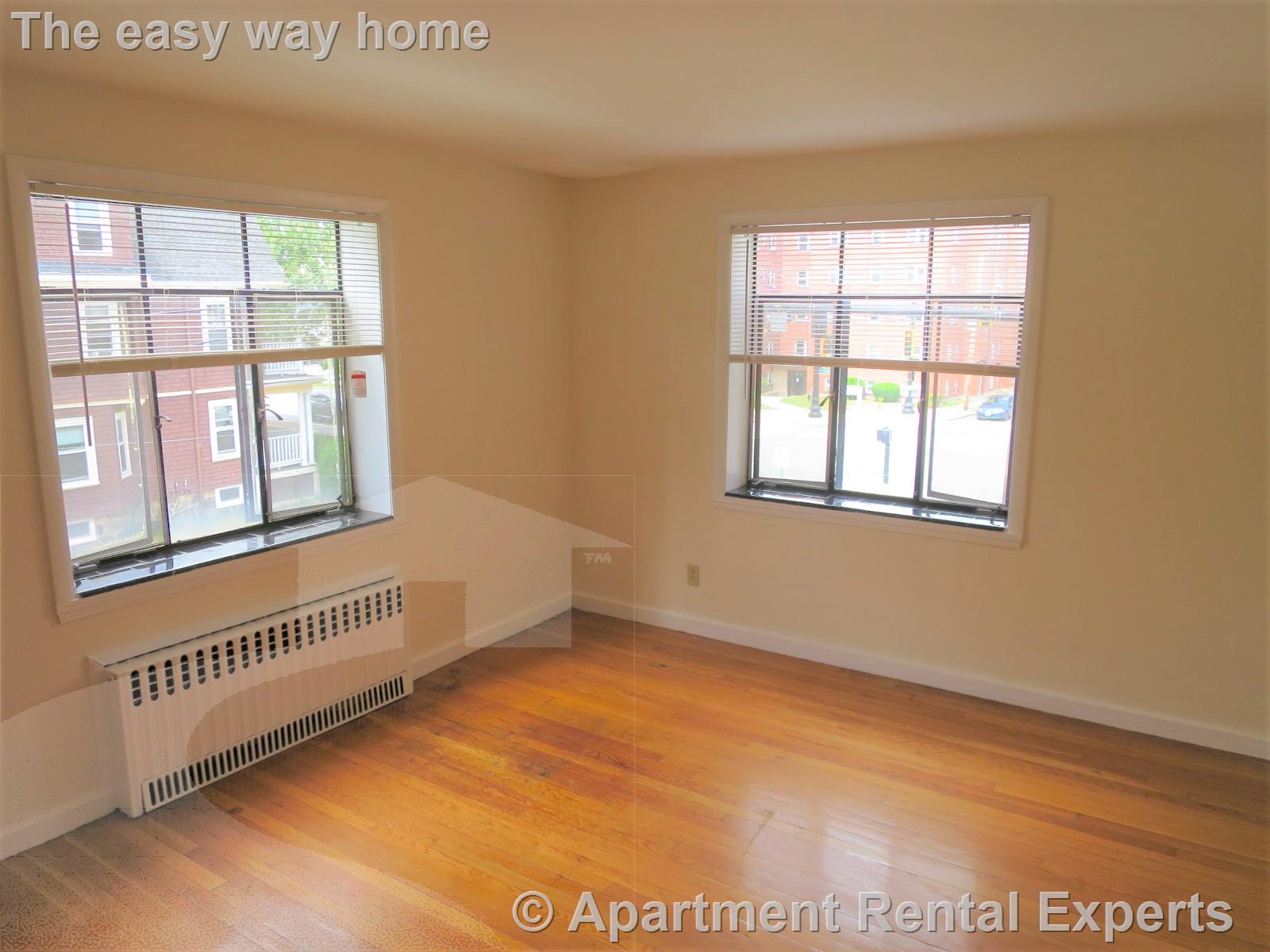 276 Massachusetts Ave, East Arlington