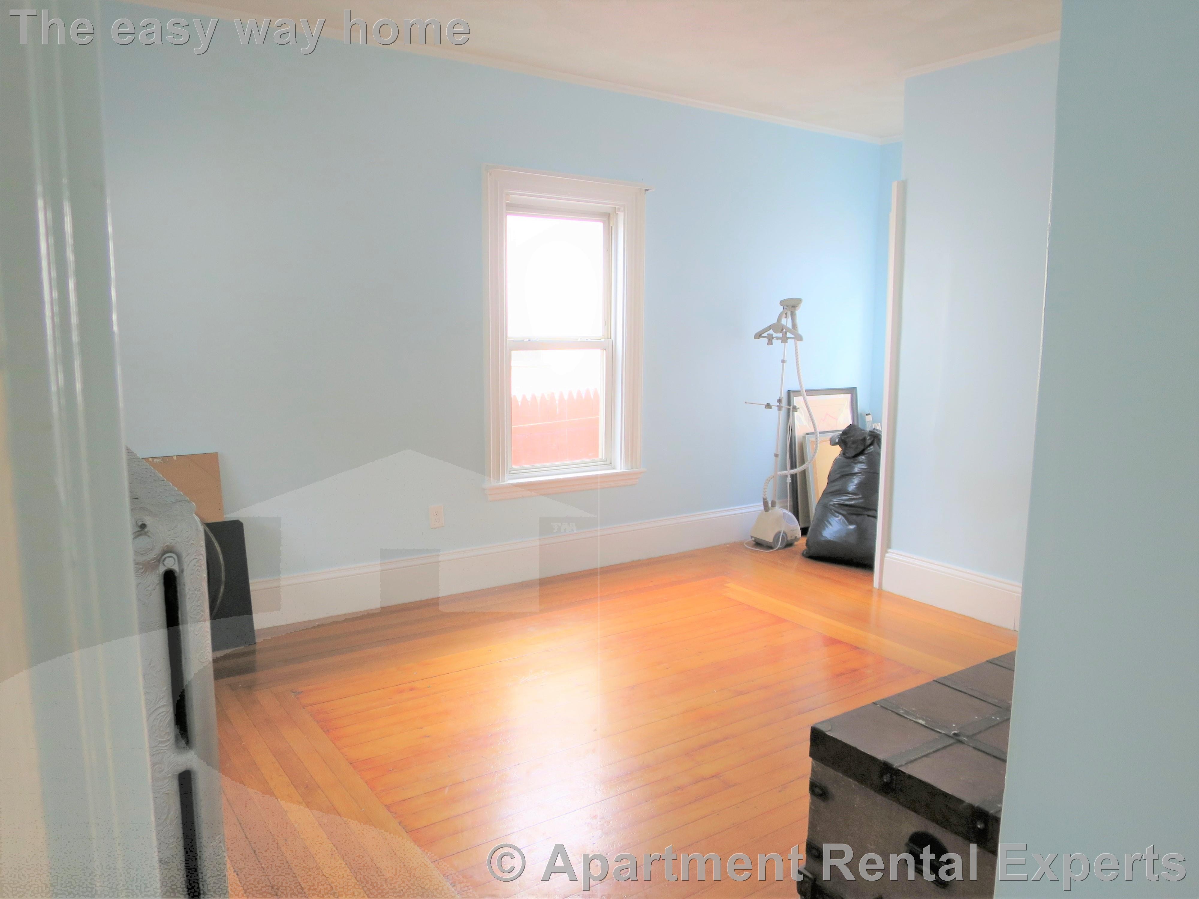 27 Maple Ave, Winter Hill