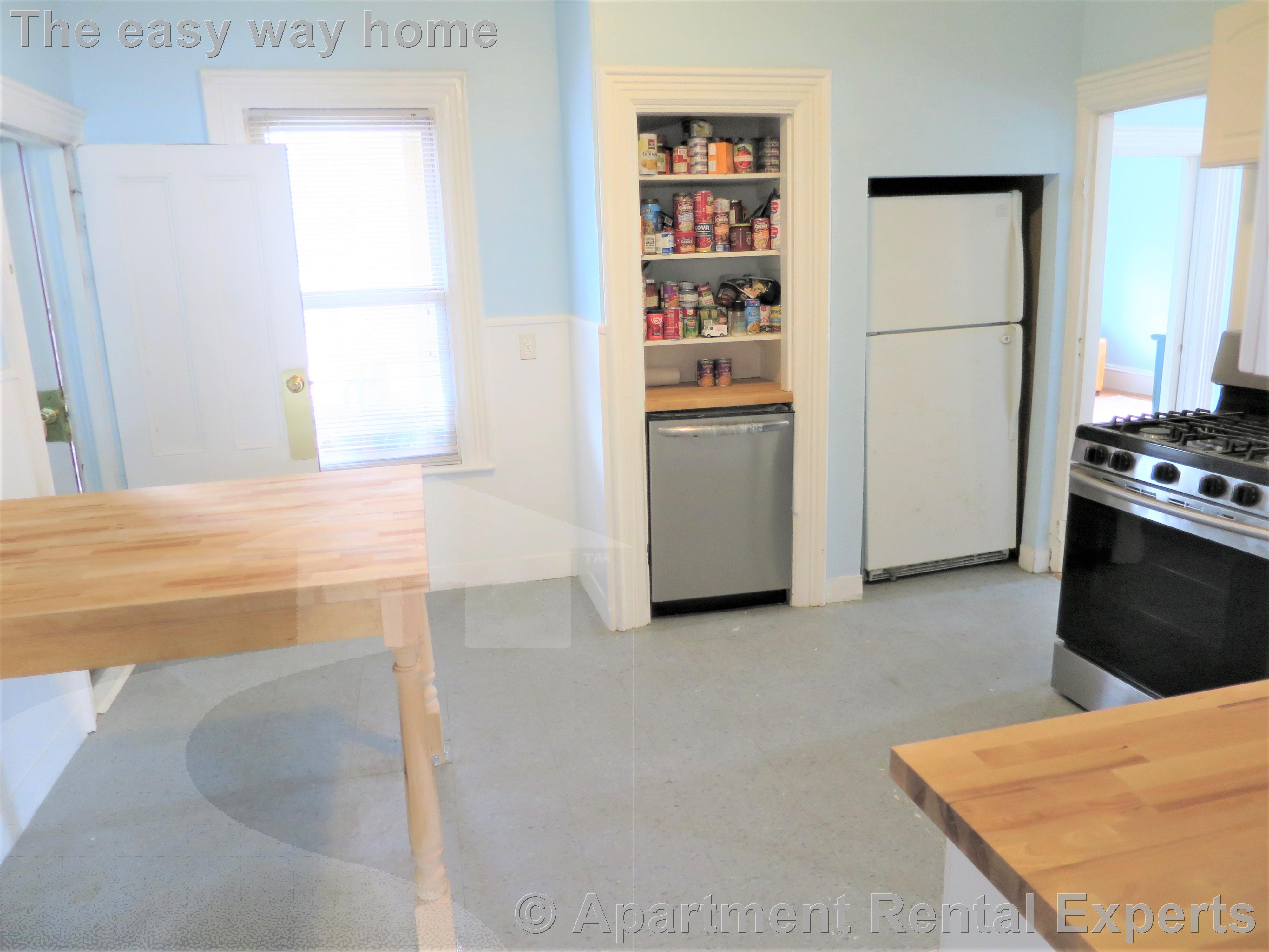 27 Maple Ave, Winter Hill