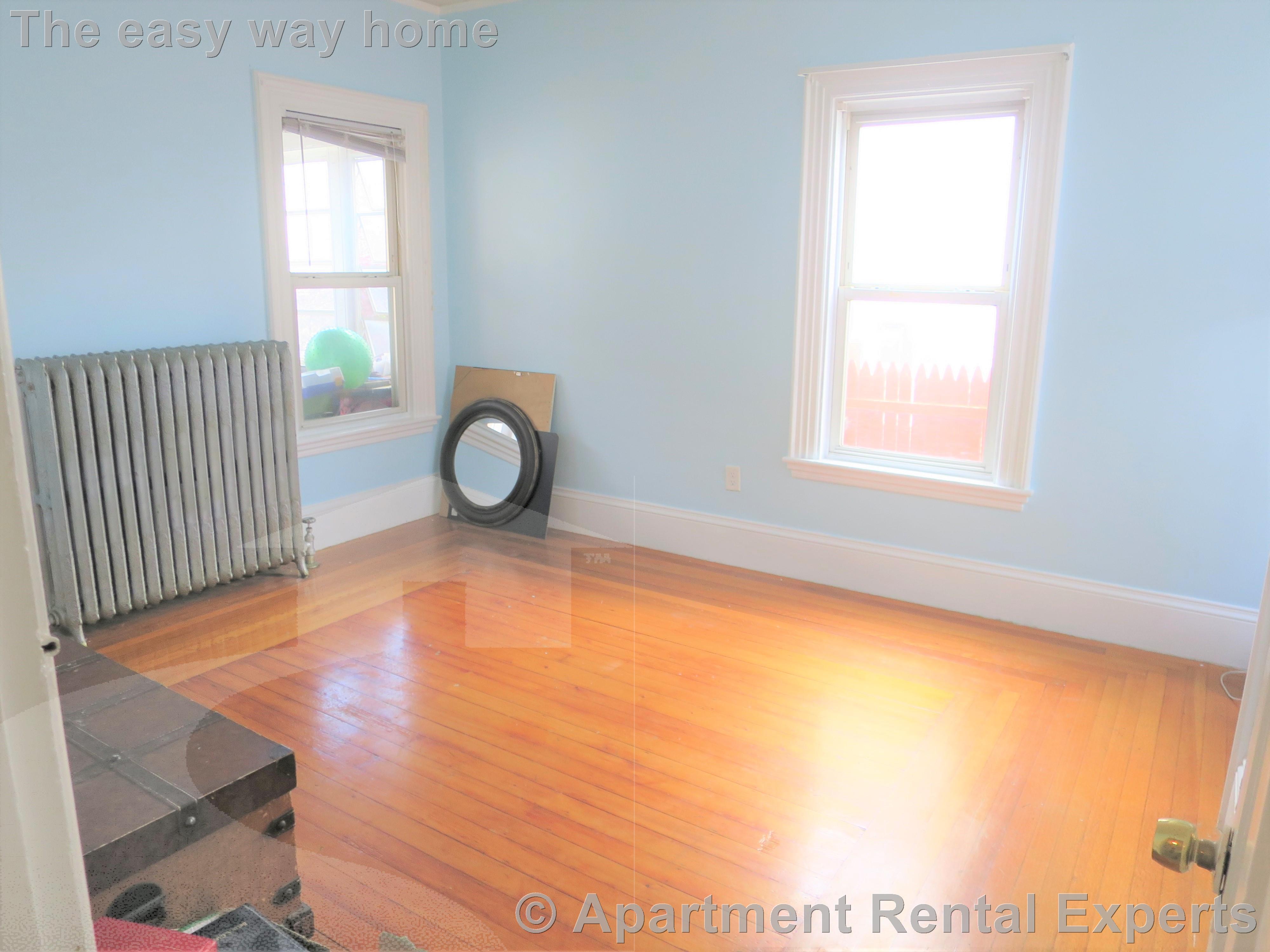 27 Maple Ave, Winter Hill