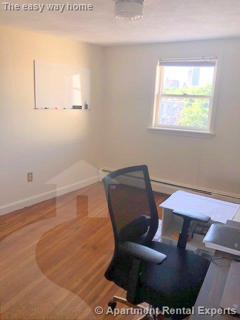 25 Warren St, East Cambridge