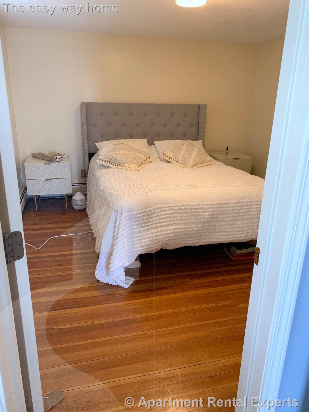 25 Warren St, East Cambridge