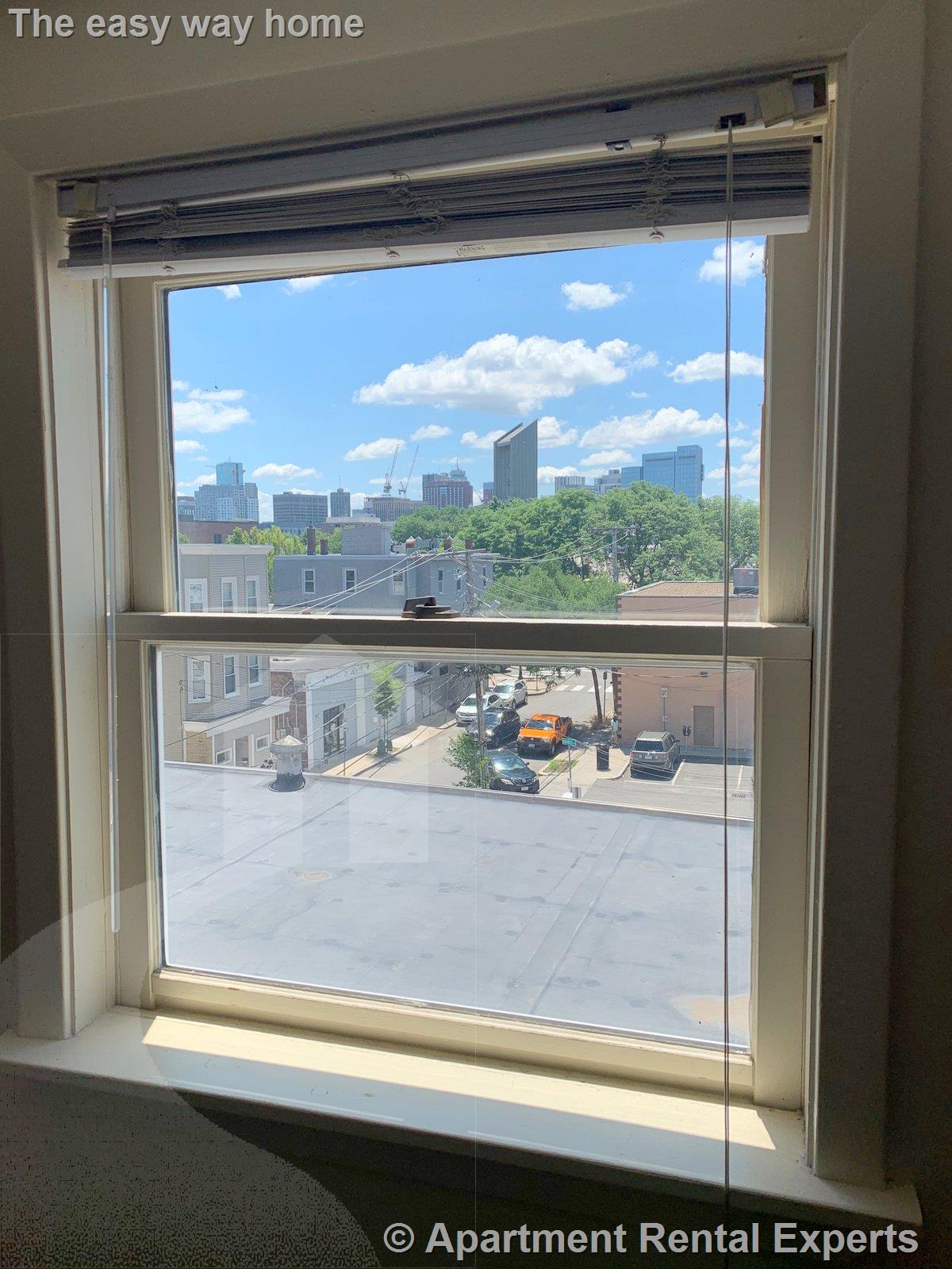 25 Warren St, East Cambridge