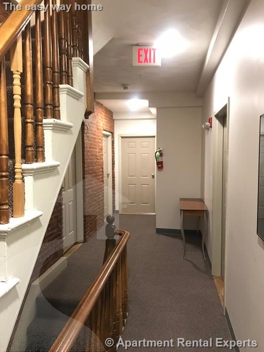 364 Harvard St, Harvard Square