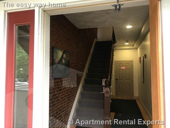 364 Harvard St, Harvard Square