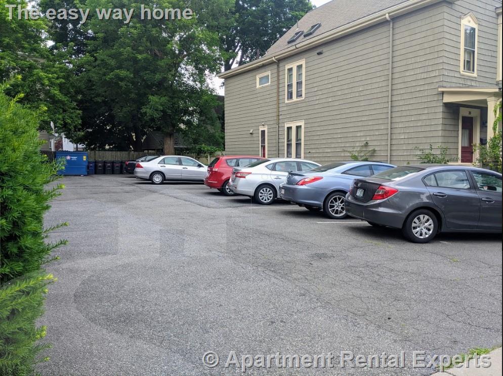 12 Cameron Ave, Davis Square