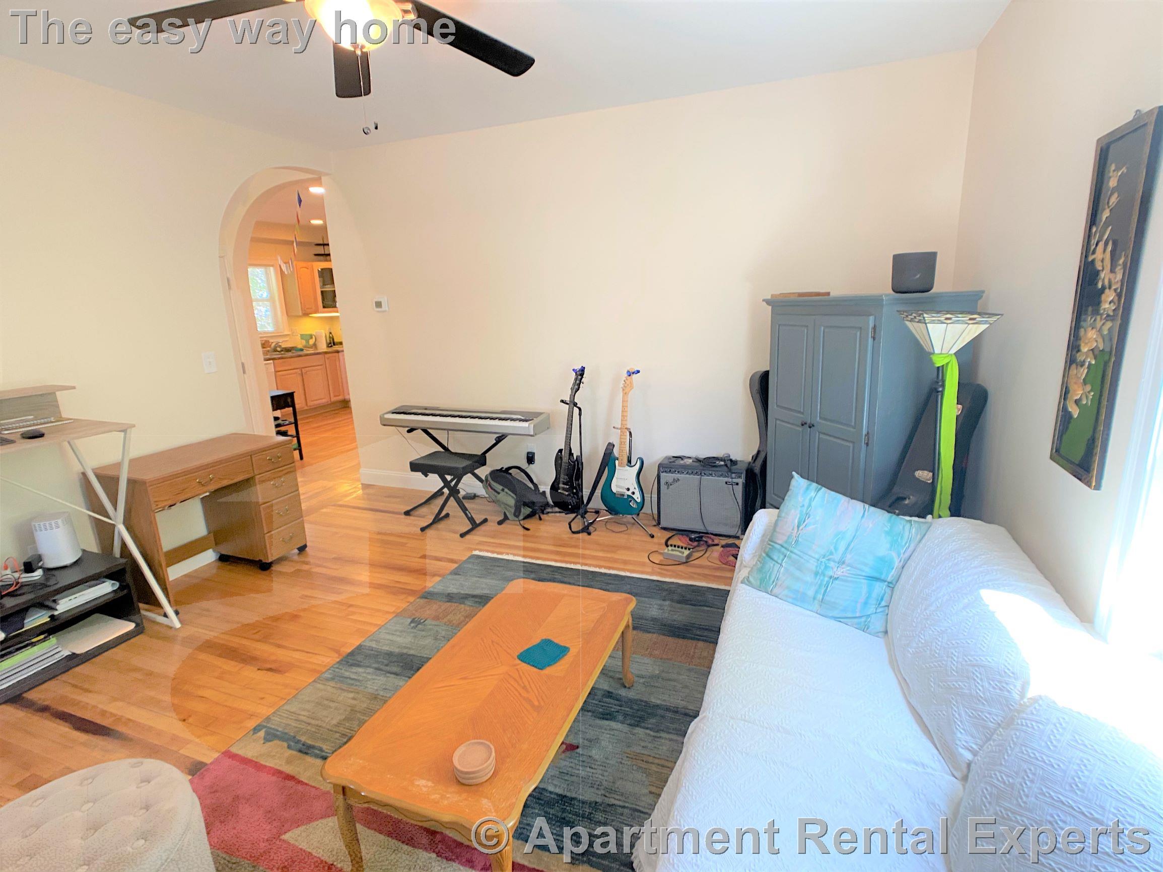 39 Cotting St, Tufts