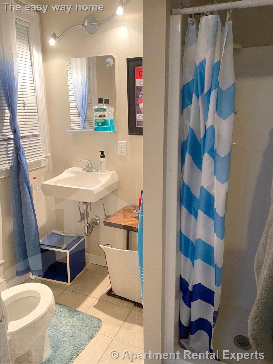 97 College Ave, Davis Square