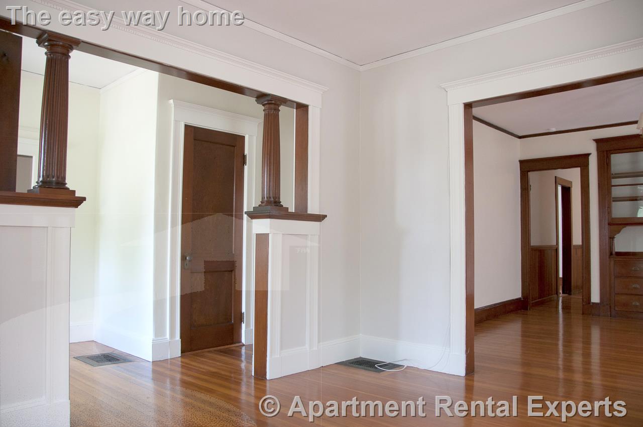 1005 Broadway, Davis Square