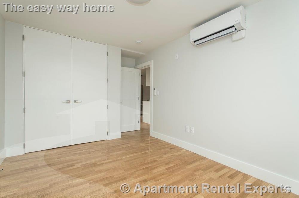 334 Harvard St, Harvard Square